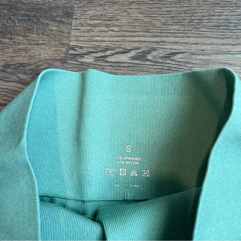 NVGTN Sage Green NV Seamless Leggings - Picture 5 of 7